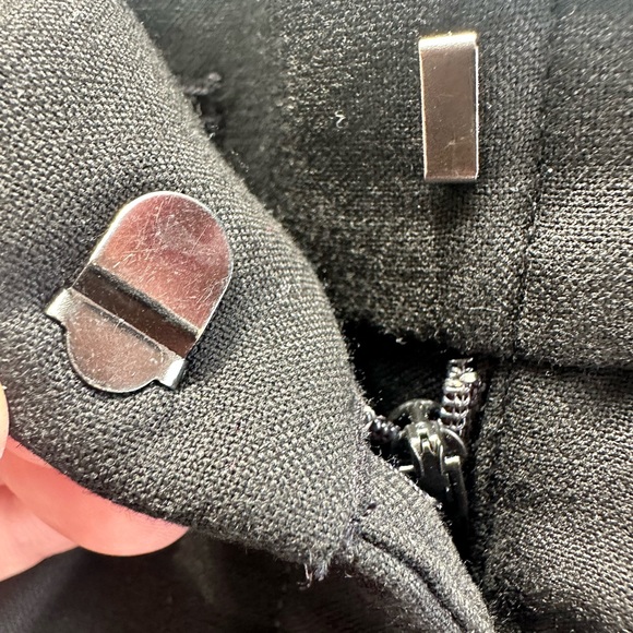 NEW Ann Taylor The Straight Mid Rise Black Trousers/Pants-Size 4 - Picture 7 of 9